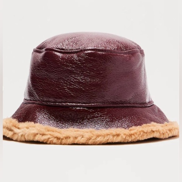Accessories - NWT Burgundy Weekend In Big Bear Bucket Hat